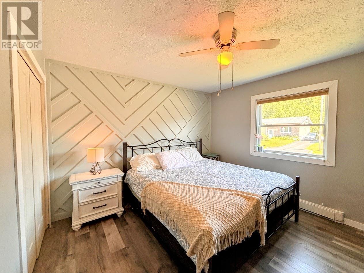 14 Wendego St, Manitouwadge, Ontario  P0T 2C0 - Photo 11 - TB2601844