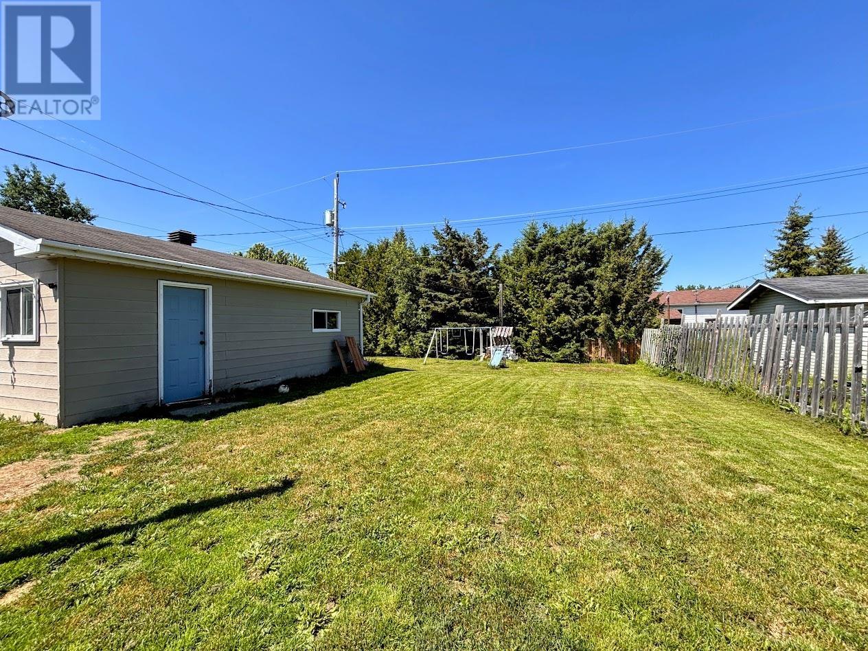 14 Wendego St, Manitouwadge, Ontario  P0T 2C0 - Photo 21 - TB2601844