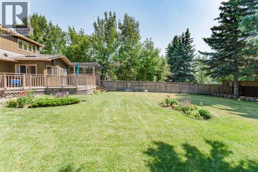 240 Canterville Drive SW, Calgary, Alberta  T2W 3X2 - Photo 38 - A2332366