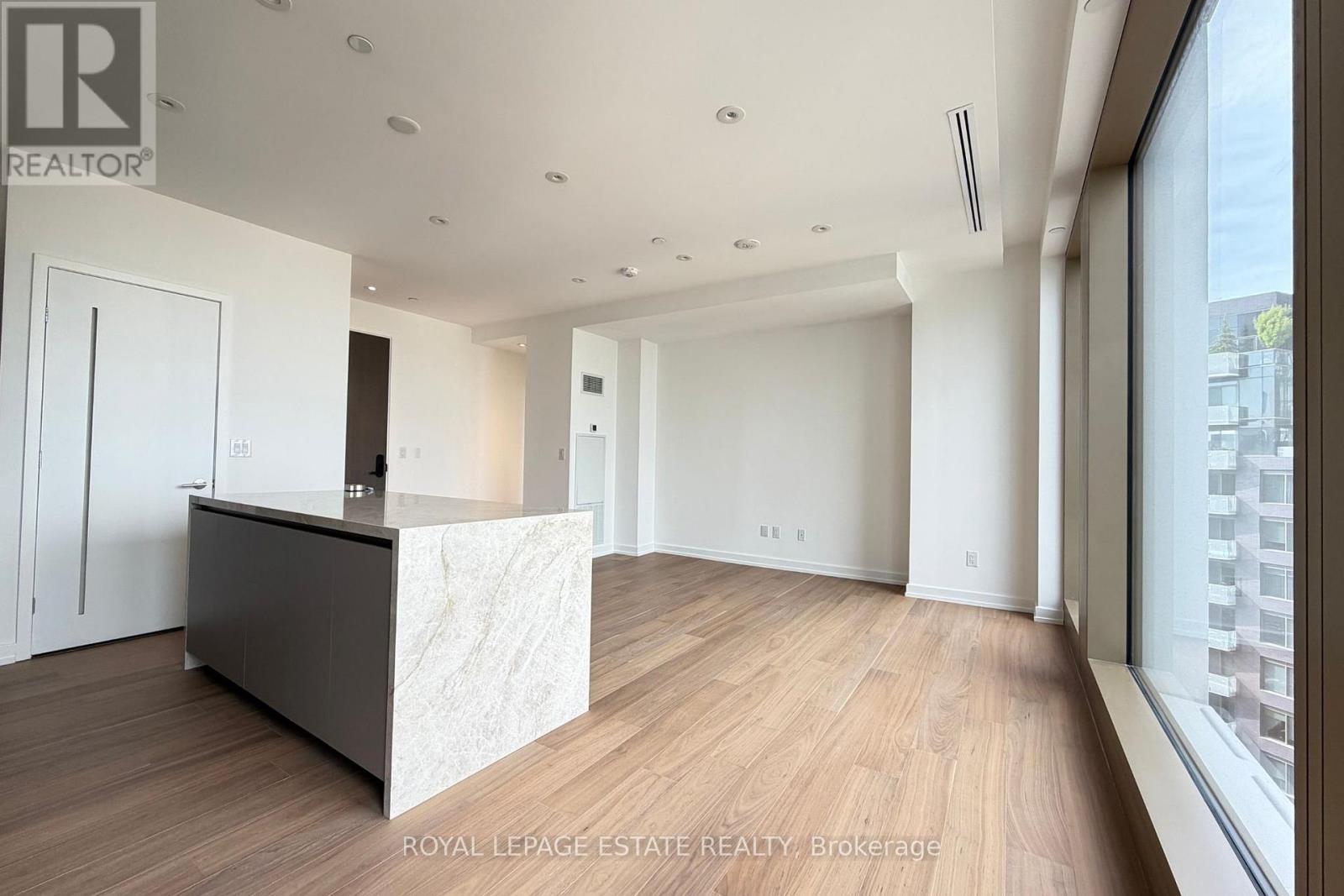 2201 - 1315 Bay Street, Toronto, Ontario  M5R 0B3 - Photo 4 - C13654582