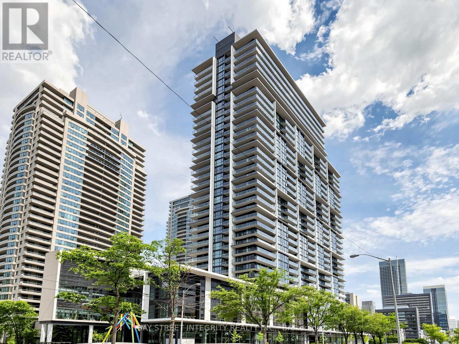 1616 - 4955 Yonge Street, Toronto, Ontario M2N 0L8 - Photo 2 - C13654584