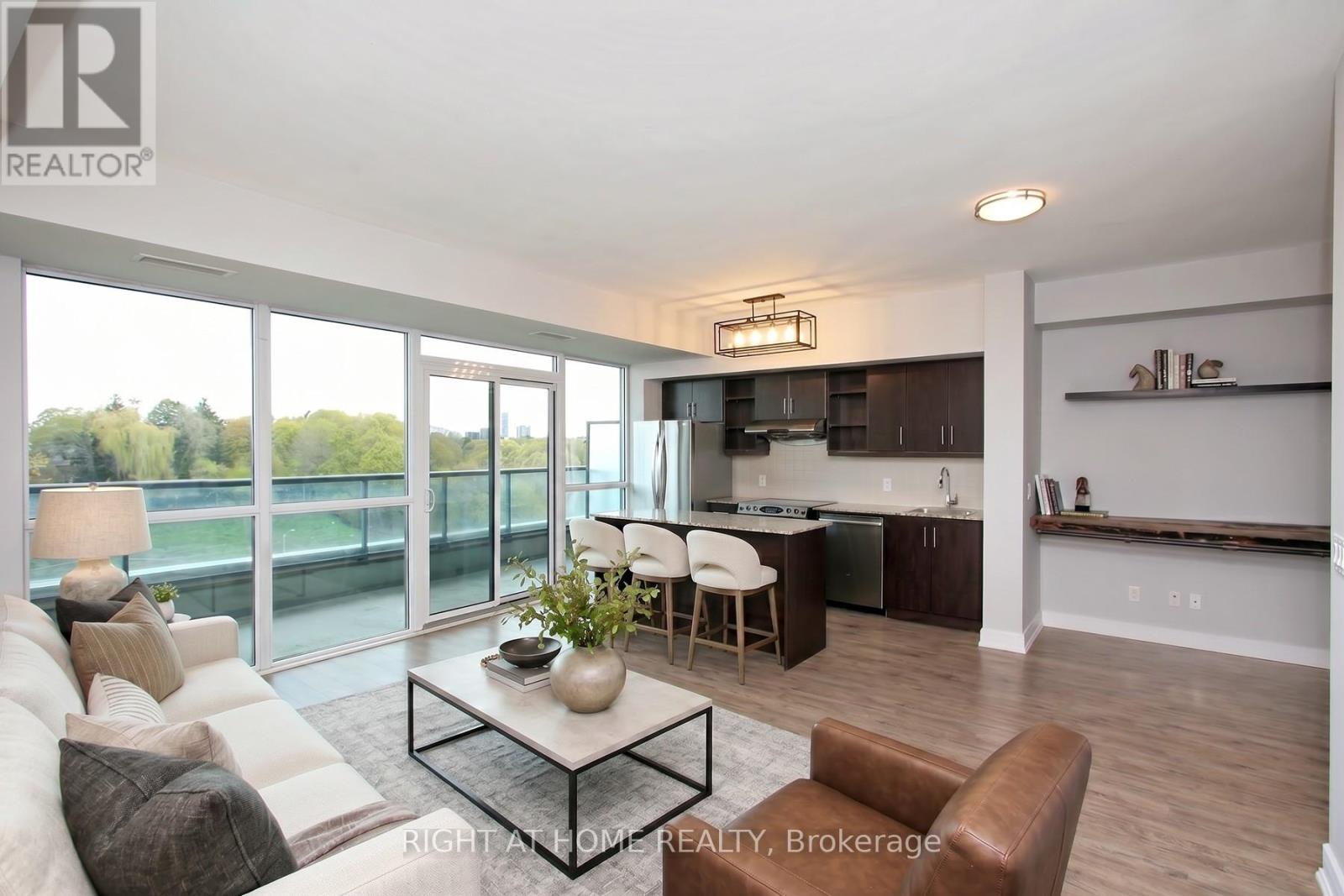 303 - 35 Brian Peck Crescent, Toronto, Ontario  M4G 0A5 - Photo 13 - C13654588