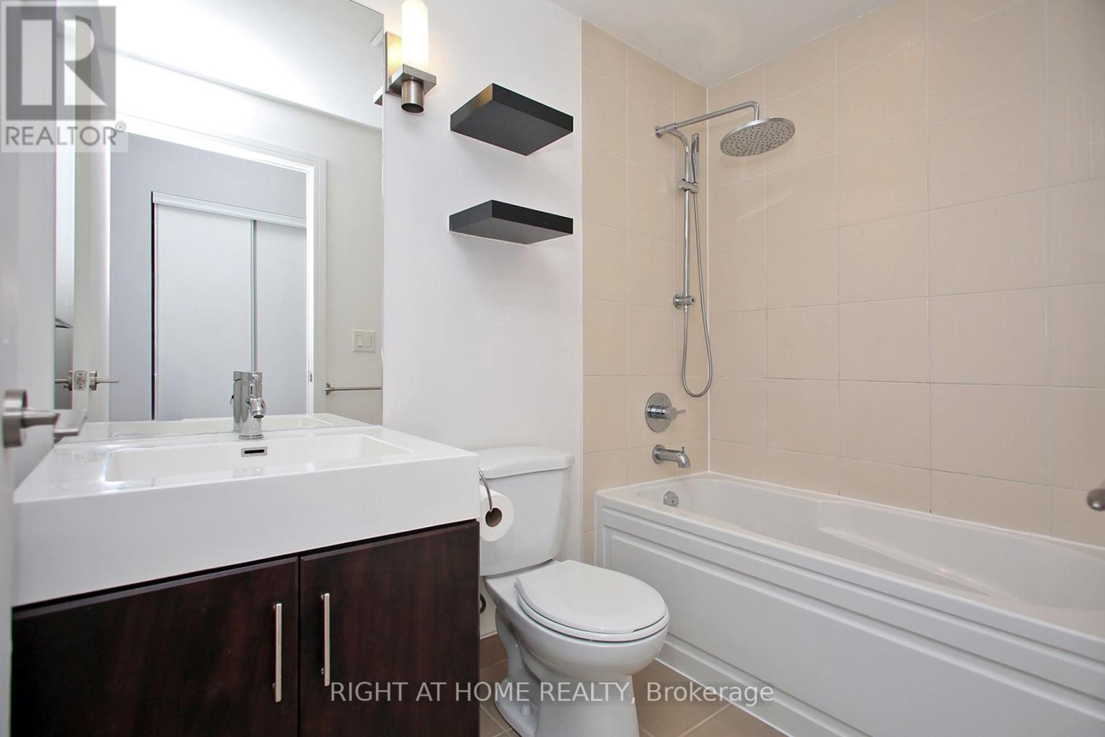 303 - 35 Brian Peck Crescent, Toronto, Ontario  M4G 0A5 - Photo 19 - C13654588