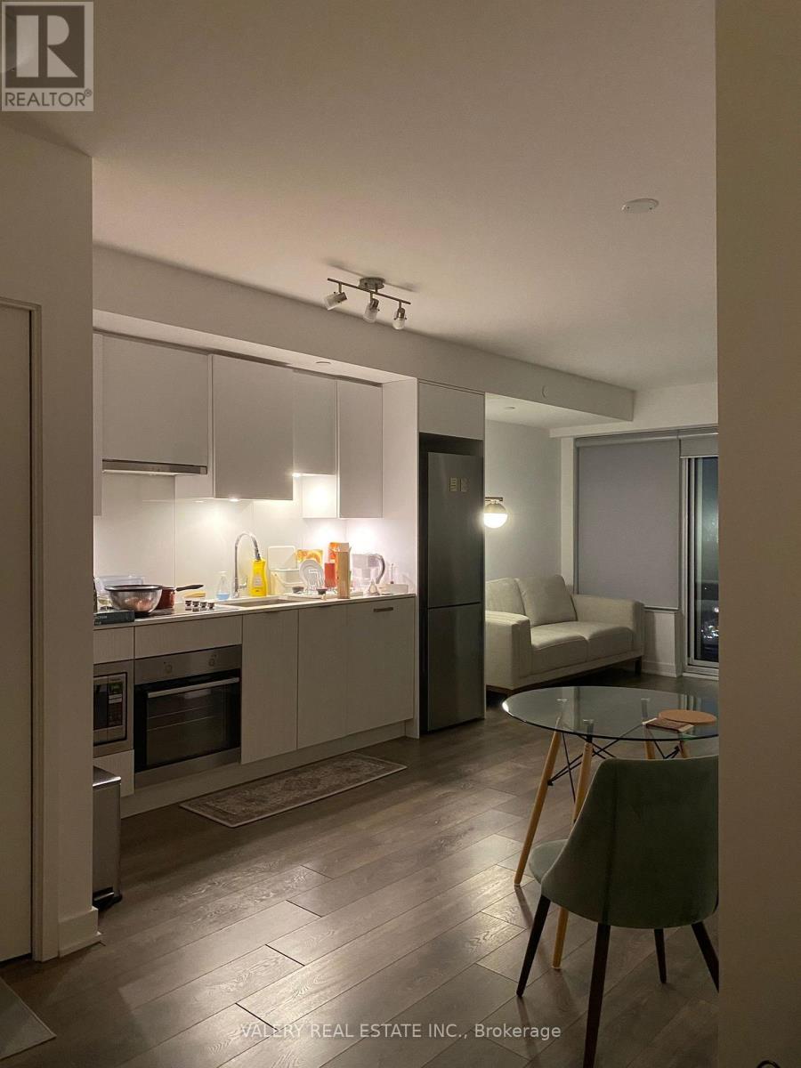 2205 - 195 Redpath Avenue, Toronto, Ontario M4P 0E4 - Photo 2 - C13654600