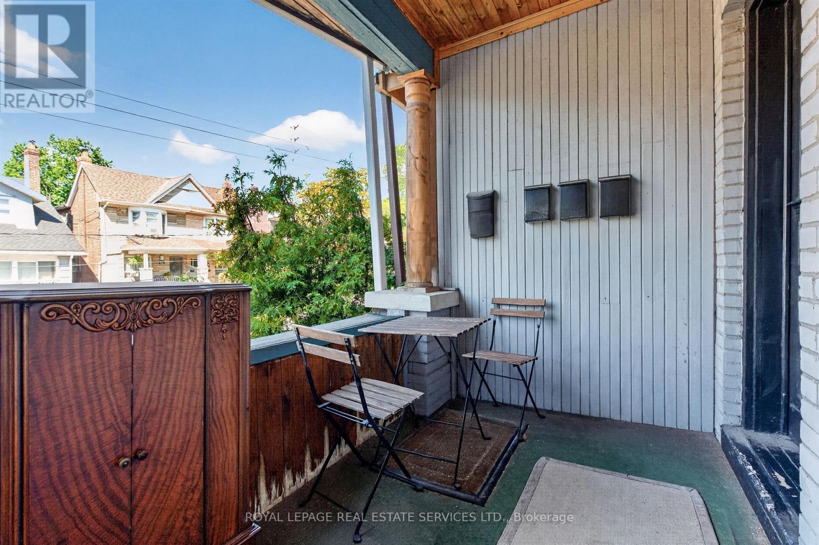 2 - 673 Woodbine Avenue, Toronto, Ontario  M4E 2J3 - Photo 3 - E13654620