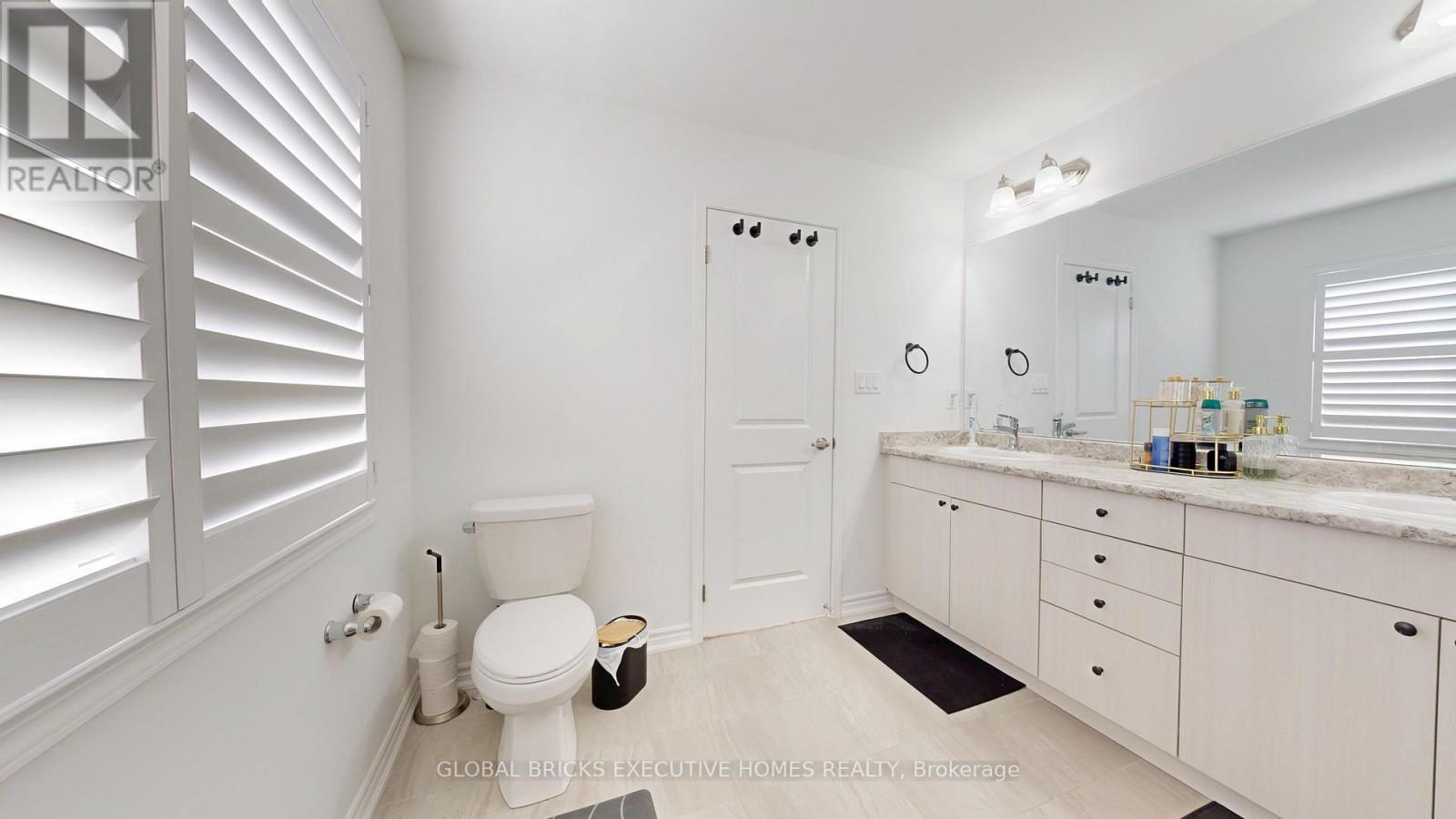 2885 Foxden Square, Pickering, Ontario  L1X 0N9 - Photo 25 - E13654644
