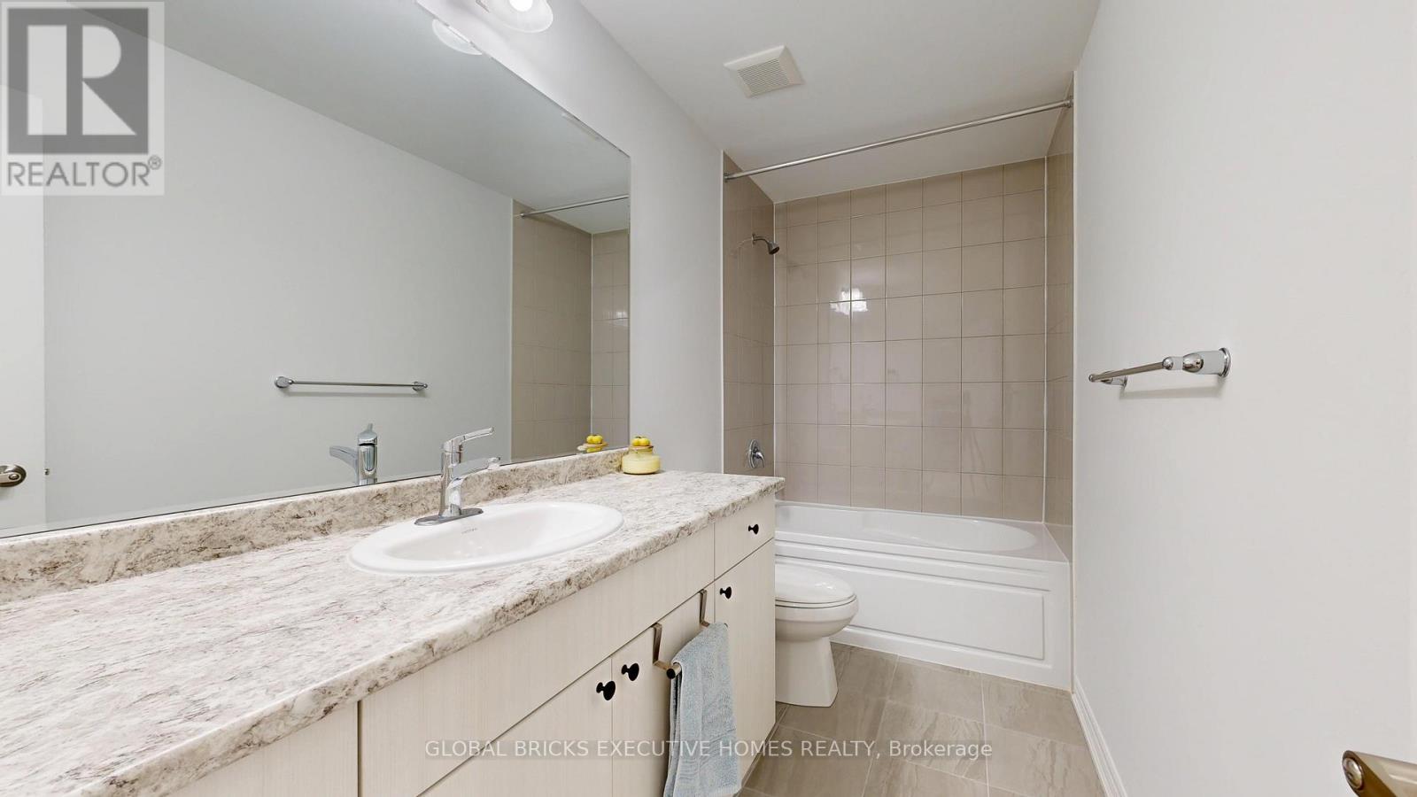 2885 Foxden Square, Pickering, Ontario  L1X 0N9 - Photo 27 - E13654644