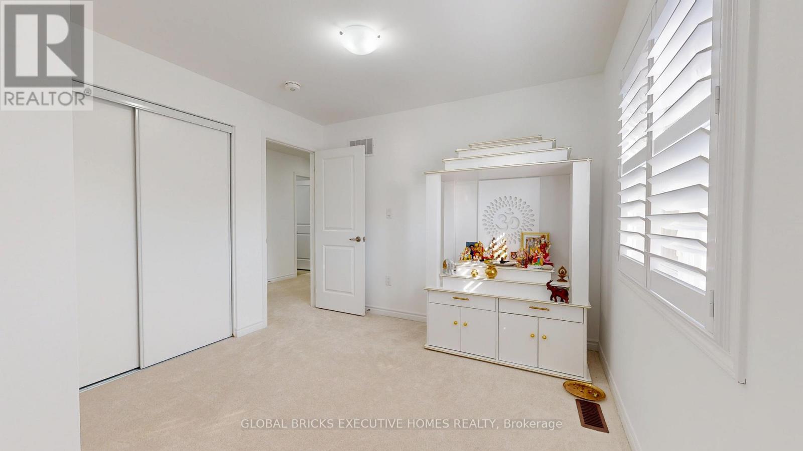 2885 Foxden Square, Pickering, Ontario  L1X 0N9 - Photo 30 - E13654644