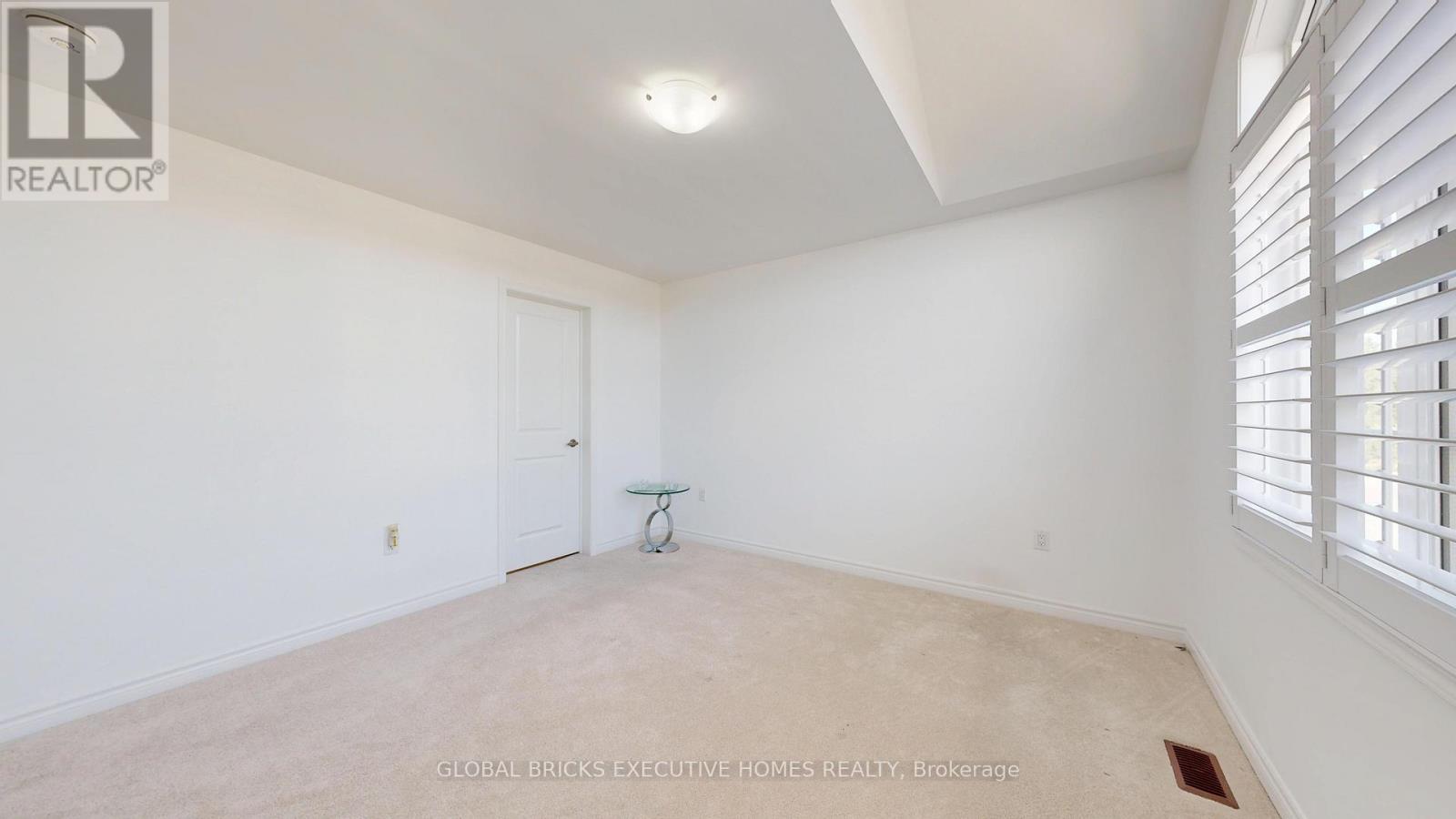 2885 Foxden Square, Pickering, Ontario  L1X 0N9 - Photo 36 - E13654644