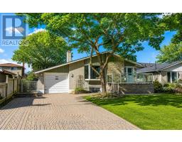 908 LYNX AVENUE, Pickering, Ontario