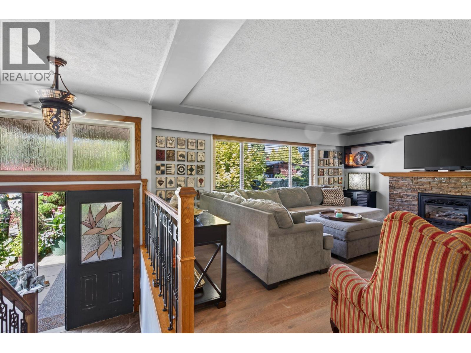 517 Ailsa Avenue, Port Moody, British Columbia  V3H 1A5 - Photo 5 - R3152052