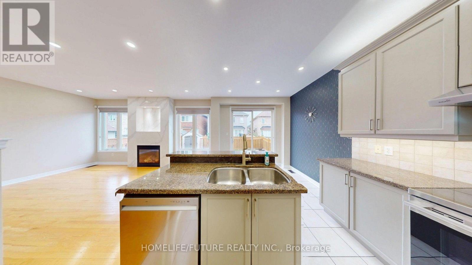 15 Ada Gardens, Markham, Ontario  L6B 0G2 - Photo 11 - N13654596