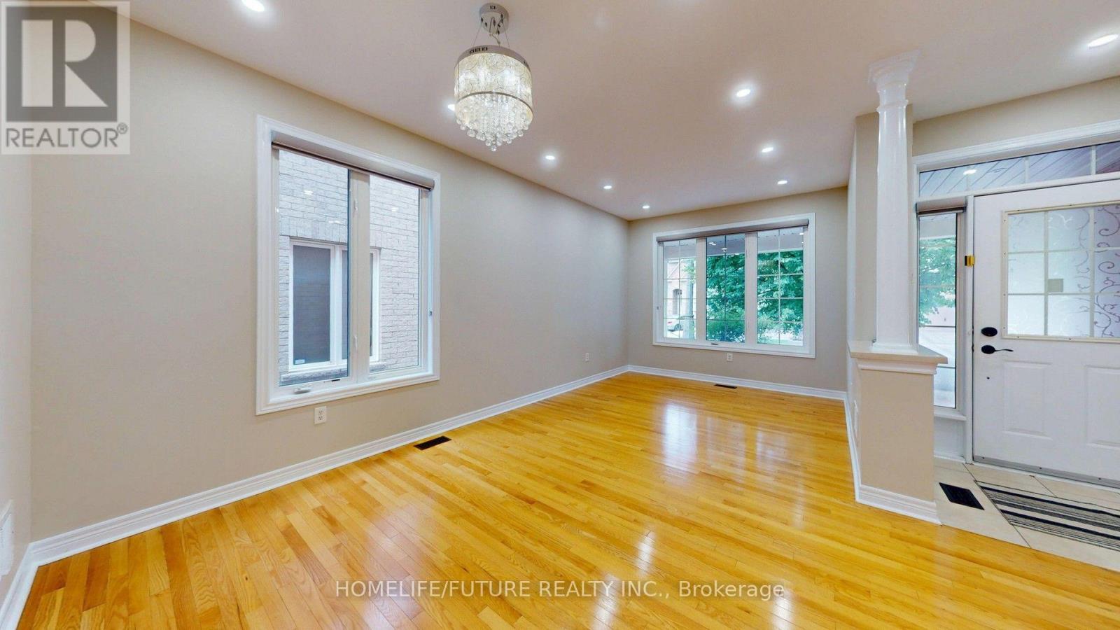 15 Ada Gardens, Markham, Ontario  L6B 0G2 - Photo 6 - N13654596