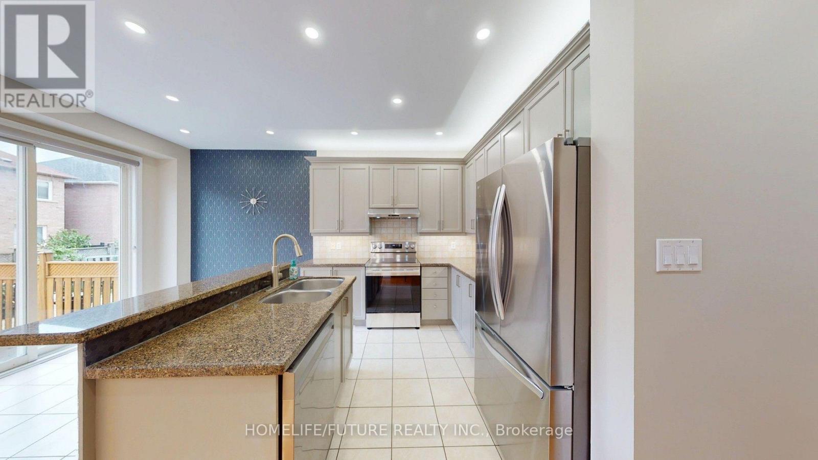 15 Ada Gardens, Markham, Ontario  L6B 0G2 - Photo 9 - N13654596