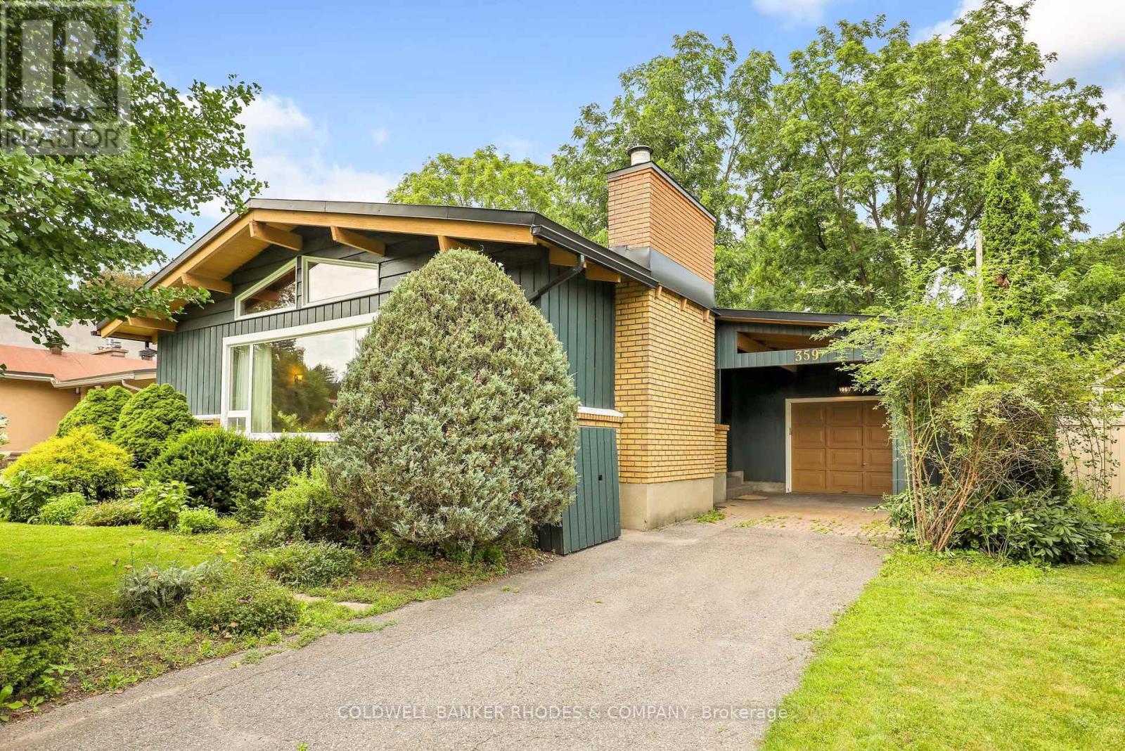 Property Listing: 359 Mountbatten Avenue, Ottawa, Ontario