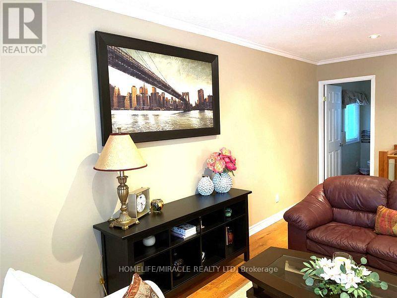 46 Alpha Mills Road, Mississauga, Ontario  L5N 1H6 - Photo 14 - W13654618
