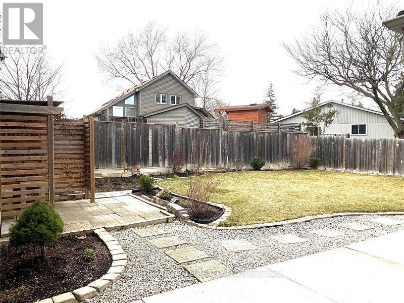 46 Alpha Mills Road, Mississauga, Ontario  L5N 1H6 - Photo 24 - W13654618