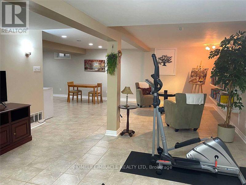 46 Alpha Mills Road, Mississauga, Ontario  L5N 1H6 - Photo 25 - W13654618