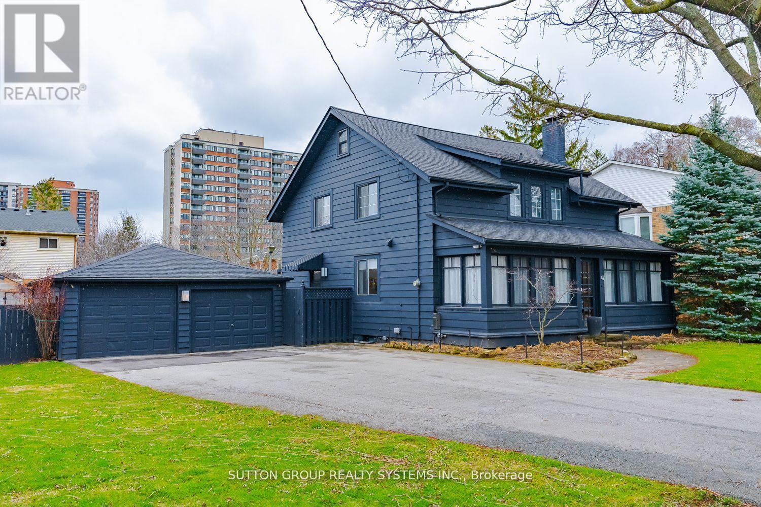 47 Nelson Street, Oakville, Ontario  L6L 3H5 - Photo 3 - W13654640