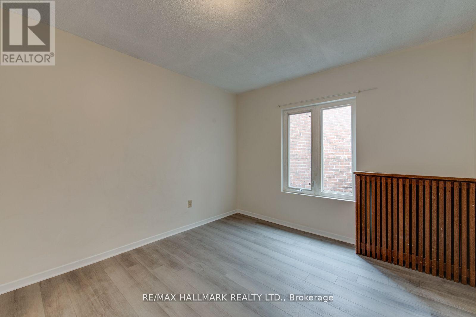 2 Upper - 576 Ossington Avenue S, Toronto, Ontario M6G 3T5 - Photo 11 - C13116136