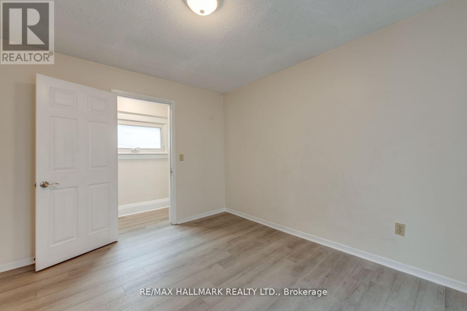 2 Upper - 576 Ossington Avenue S, Toronto, Ontario M6G 3T5 - Photo 14 - C13116136