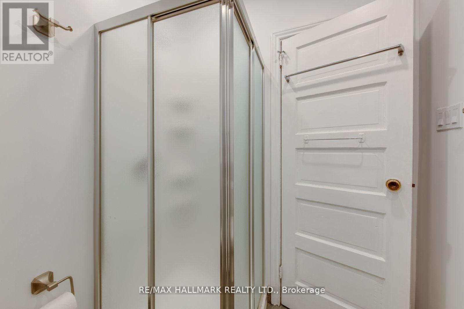 2 Upper - 576 Ossington Avenue S, Toronto, Ontario M6G 3T5 - Photo 18 - C13116136