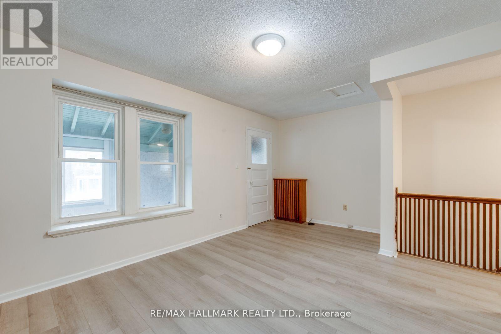 2 Upper - 576 Ossington Avenue S, Toronto, Ontario M6G 3T5 - Photo 24 - C13116136