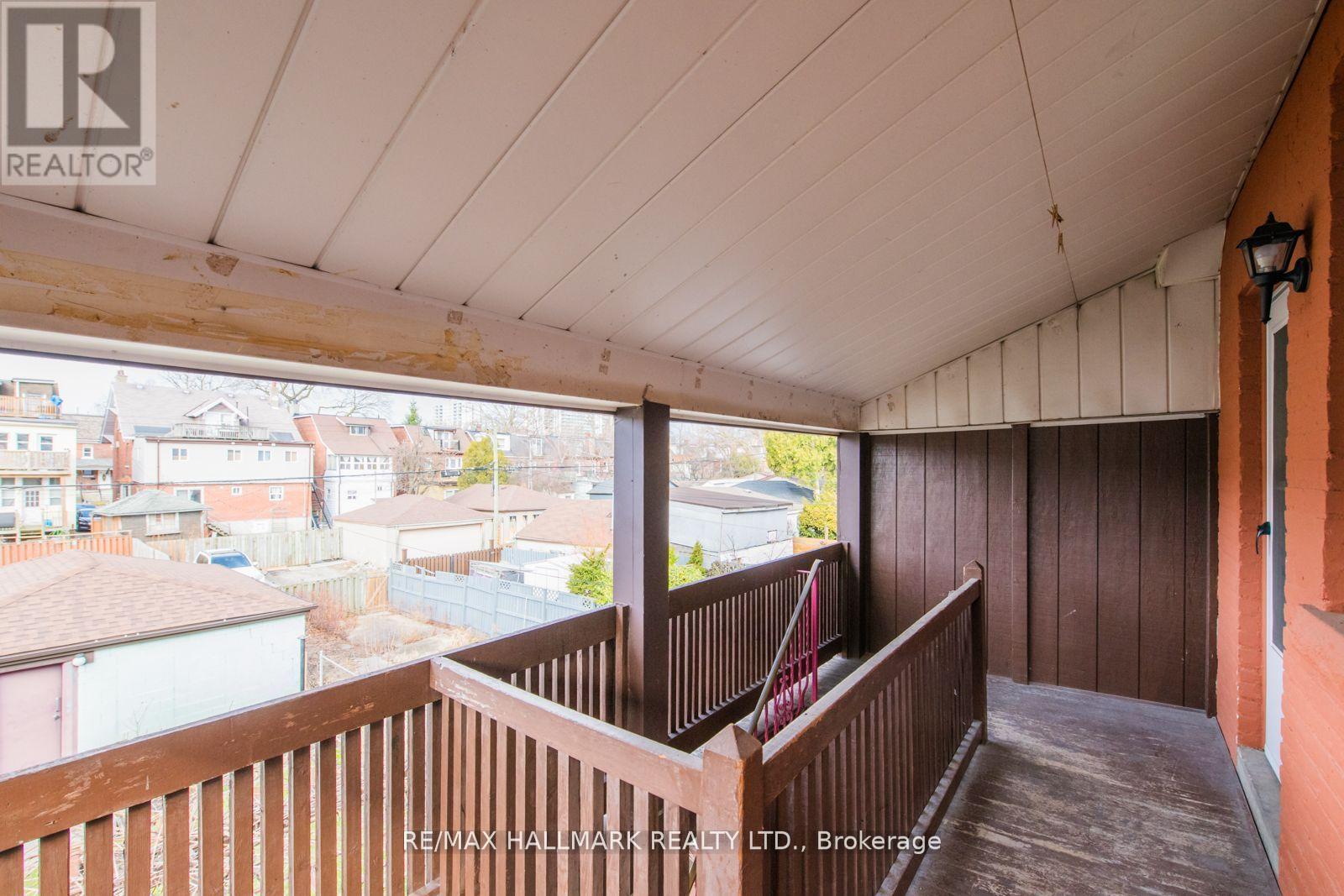 2 Upper - 576 Ossington Avenue S, Toronto, Ontario M6G 3T5 - Photo 30 - C13116136