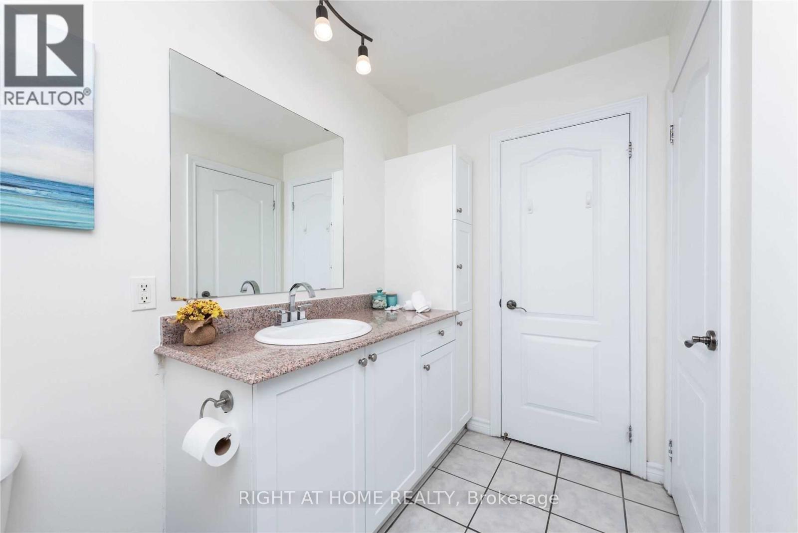 1102 - 135 James Street S, Hamilton, Ontario  L8P 2Z6 - Photo 13 - X13654594