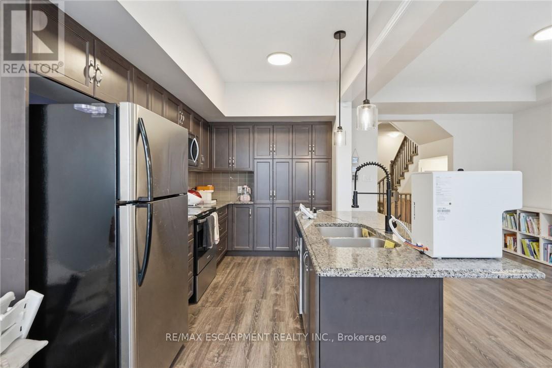 35 Pelican Lane, Hamilton, Ontario  L8K 0A4 - Photo 10 - X13654650