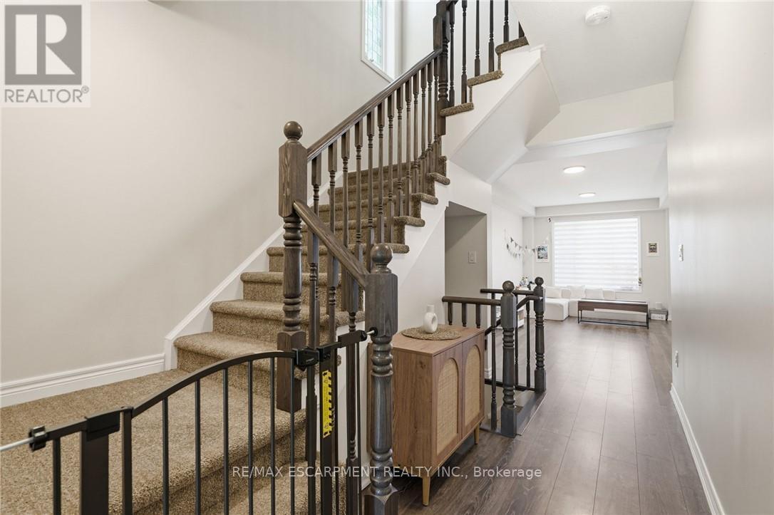 35 Pelican Lane, Hamilton, Ontario  L8K 0A4 - Photo 13 - X13654650