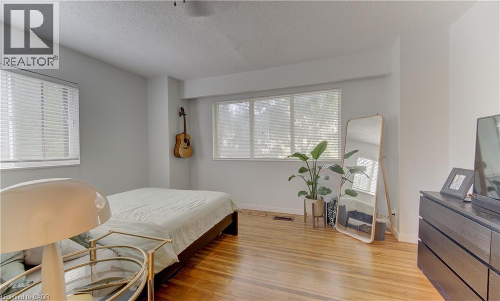 125 Margaret Avenue, Kitchener, Ontario  N2H 4H7 - Photo 10 - 40854178