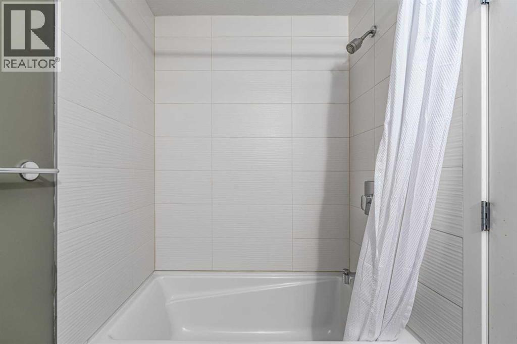 111, 10 Auburn Bay Link Se, Calgary, Alberta  T3M 1Y8 - Photo 23 - A2326436