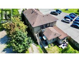 135 SHERWOOD Drive, Brantford, Ontario
