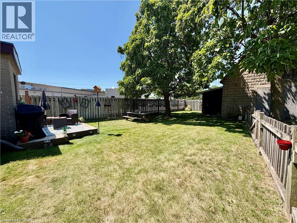 135 Sherwood Drive, Brantford, Ontario  N3T 1N8 - Photo 6 - 40854400