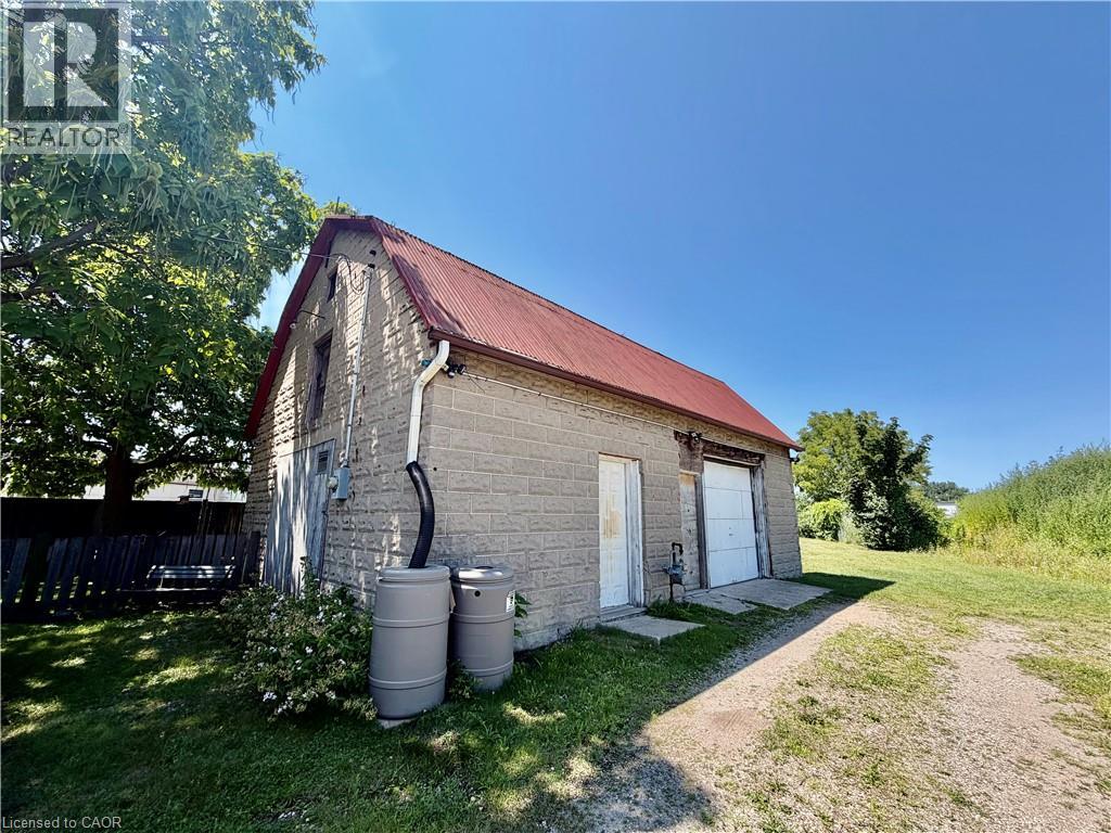 135 Sherwood Drive, Brantford, Ontario  N3T 1N8 - Photo 4 - 40854400