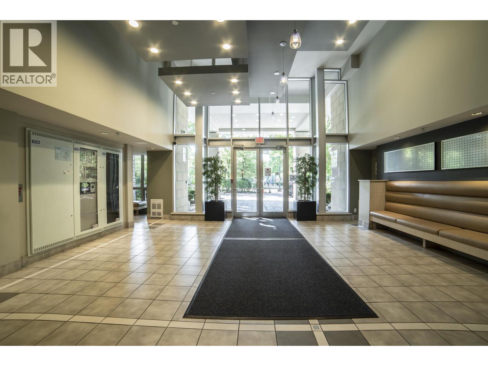 21F 3663 CROWLEY DRIVE, Vancouver, British Columbia
