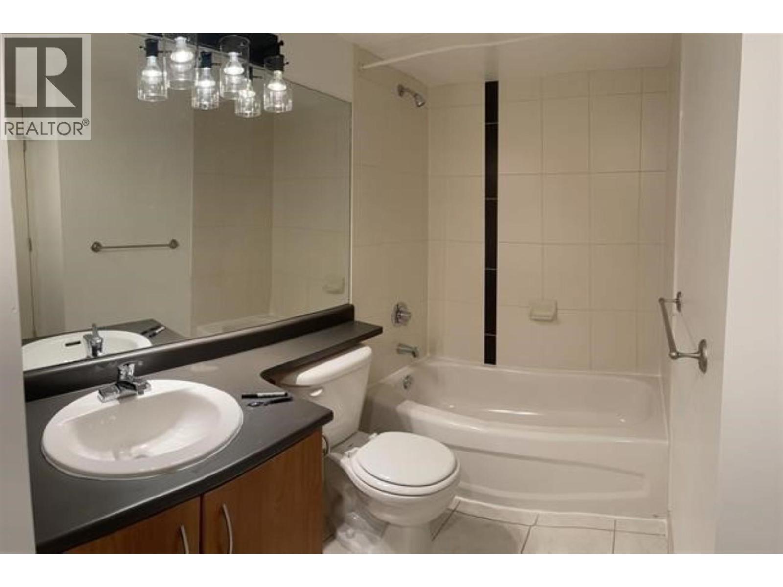 21f 3663 Crowley Drive, Vancouver, British Columbia  V5R 6H4 - Photo 10 - R3153978