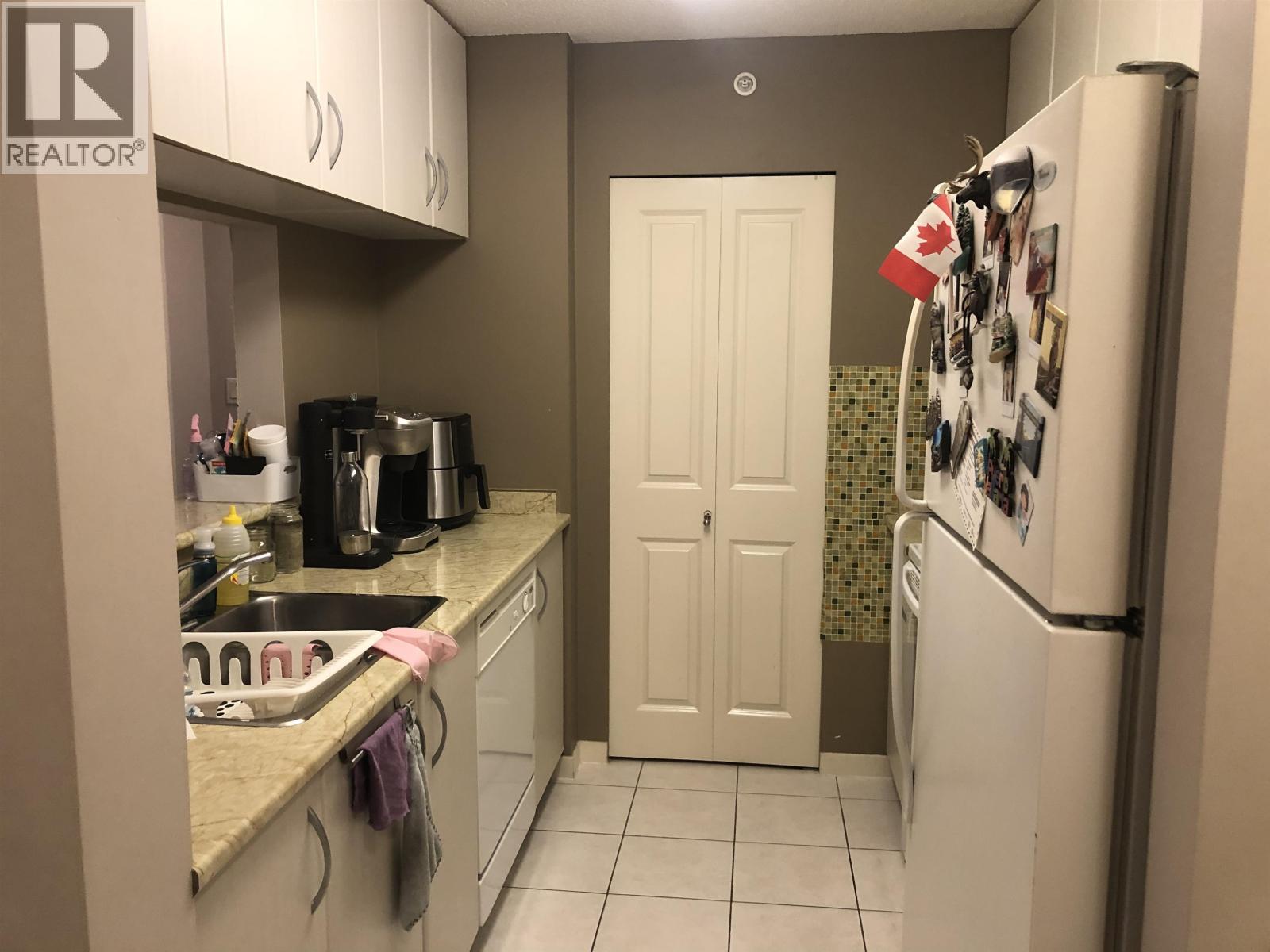 21f 3663 Crowley Drive, Vancouver, British Columbia  V5R 6H4 - Photo 6 - R3153978