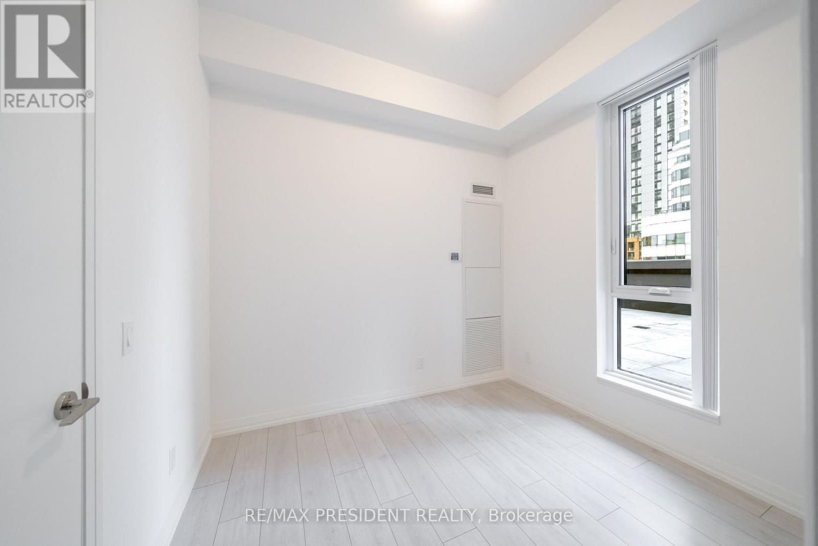 808 - 400 King Street W, Toronto, Ontario  M5V 1K2 - Photo 15 - C13596792