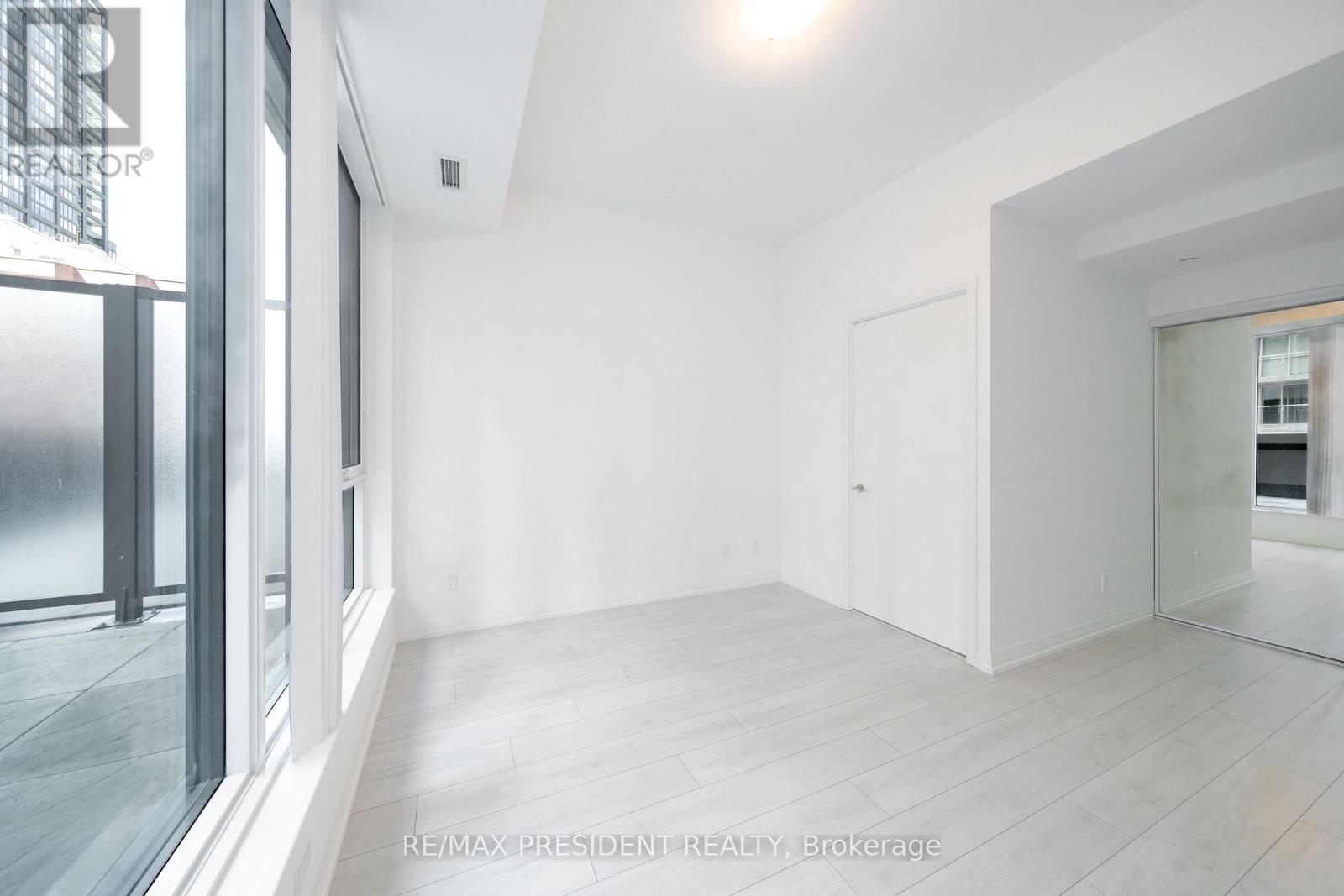 808 - 400 King Street W, Toronto, Ontario  M5V 1K2 - Photo 21 - C13596792
