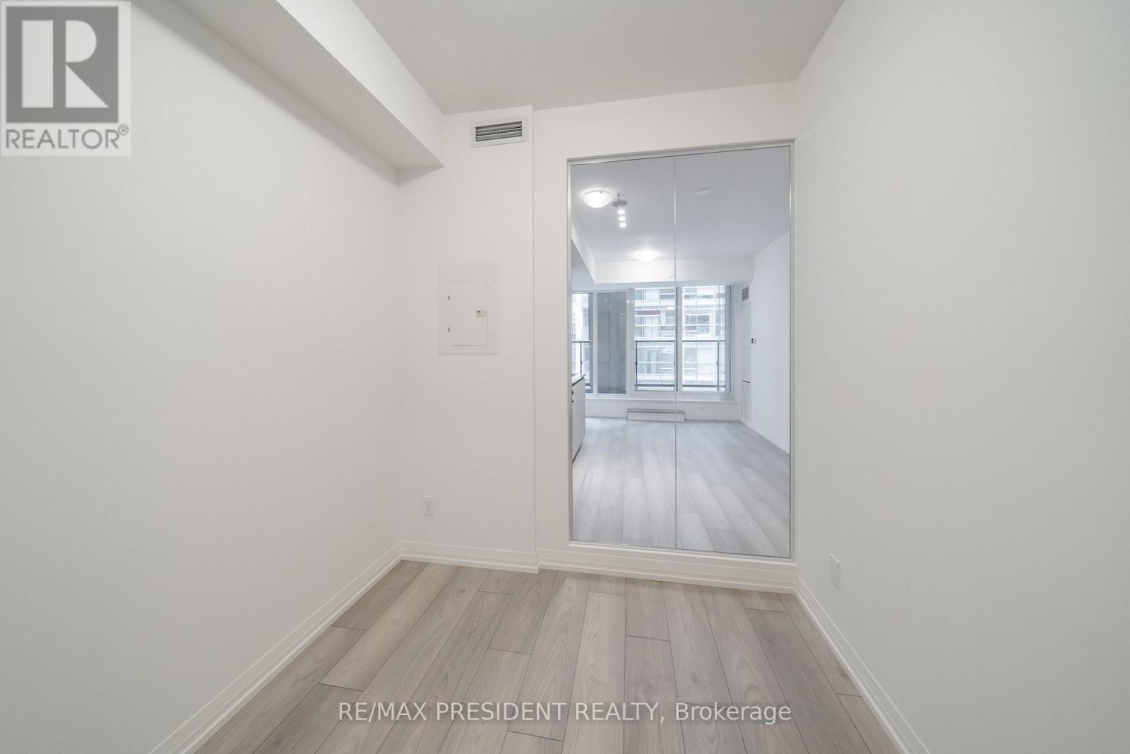 511 - 400 King Street W, Toronto, Ontario M5V 1K2 - Photo 16 - C13652278