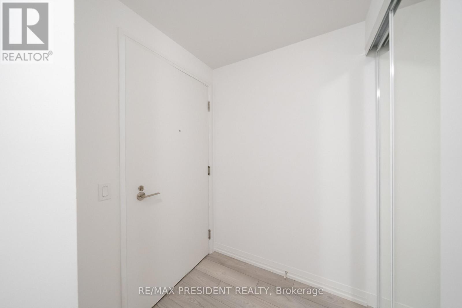 511 - 400 King Street W, Toronto, Ontario M5V 1K2 - Photo 15 - C13652278