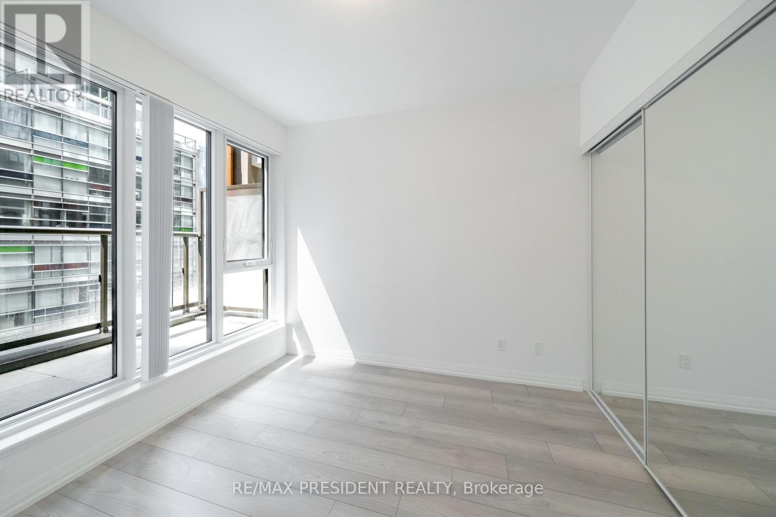 511 - 400 King Street W, Toronto, Ontario M5V 1K2 - Photo 20 - C13652278
