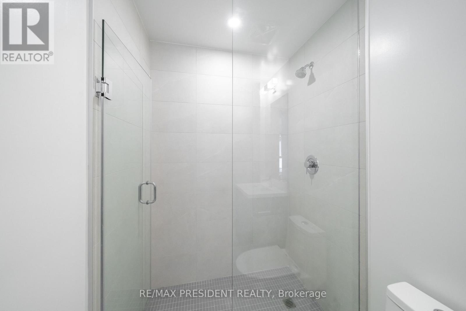 511 - 400 King Street W, Toronto, Ontario M5V 1K2 - Photo 24 - C13652278