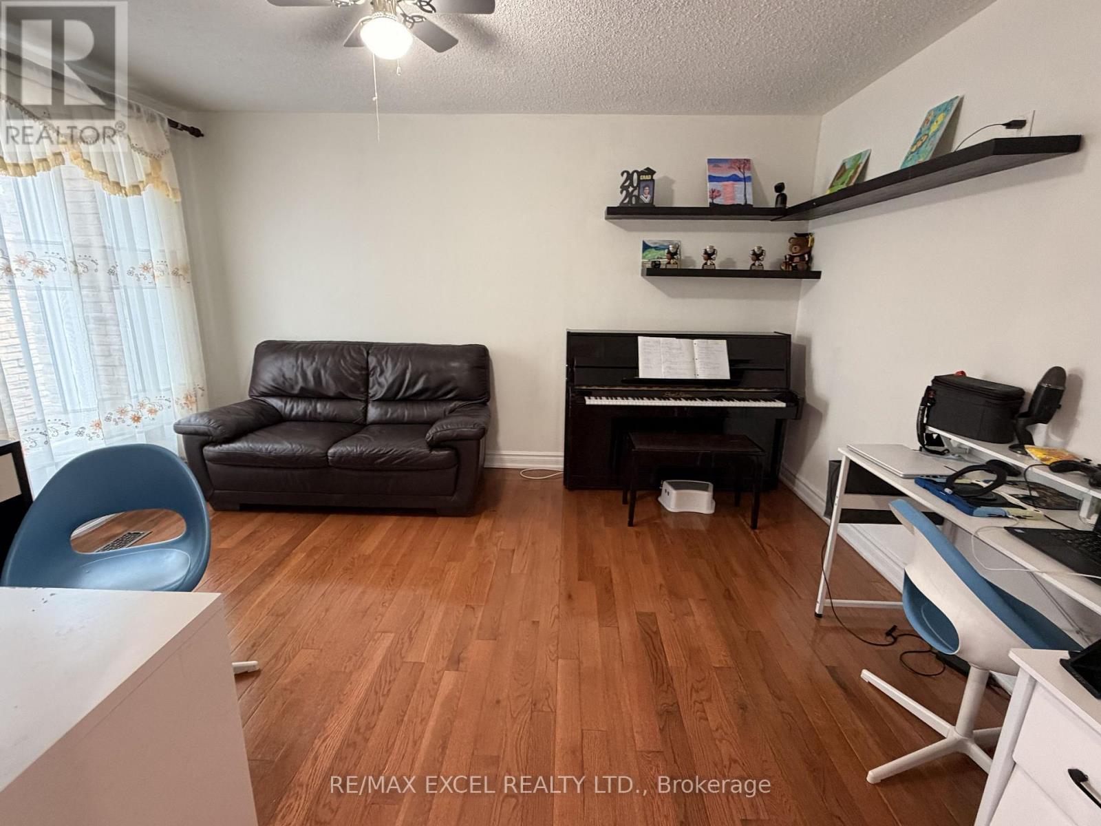 50 Shootfield Crescent, Toronto, Ontario  M1S 4E2 - Photo 11 - E13653968