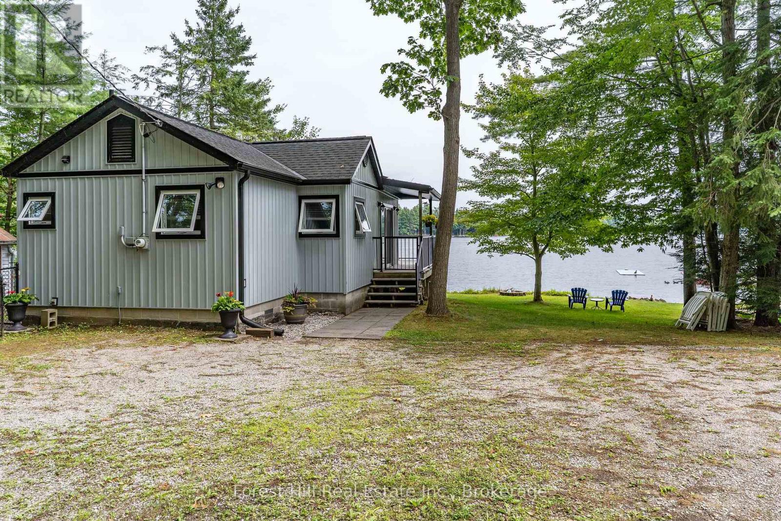 1048 West Black Lake Road, Muskoka Lakes, Ontario  P0C 1M0 - Photo 26 - X13654668