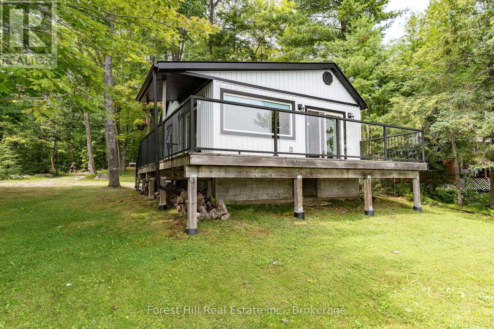 1048 West Black Lake Road, Muskoka Lakes, Ontario  P0C 1M0 - Photo 33 - X13654668
