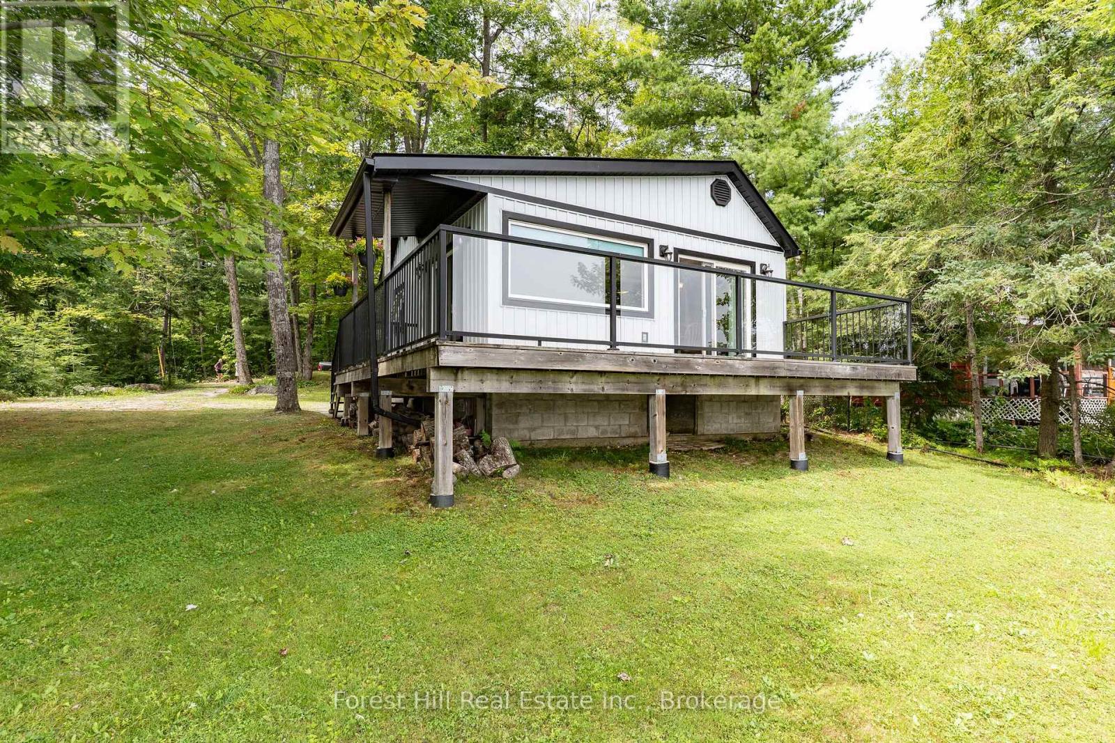 1048 West Black Lake Road, Muskoka Lakes, Ontario  P0C 1M0 - Photo 34 - X13654668