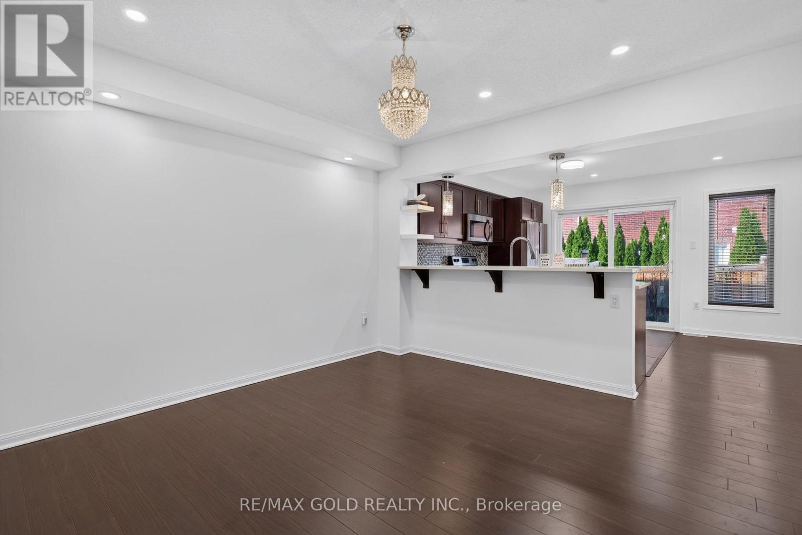443 Cavanagh Lane, Milton, Ontario  L9T 8G6 - Photo 7 - W13654670